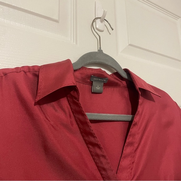 Ann Taylor Loft Satin Button Up Blouse - Picture 6 of 7